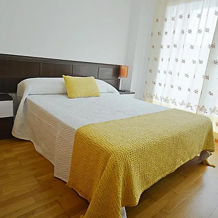 Con Piscina Proximo A