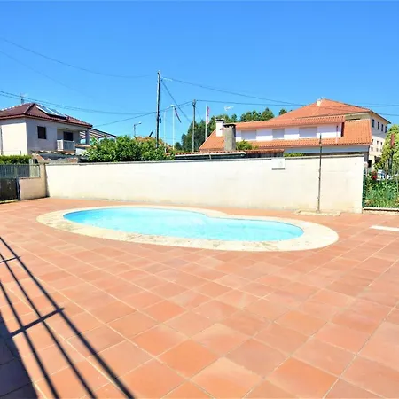 公寓 Con Piscina Proximo A *